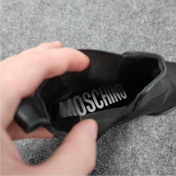 🔥 STEAL DEAL 🔥 NEW Moschino Black Ankle Mini-Heeled Boots Made in Italy - Picture 6 of 8